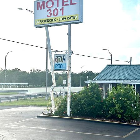 Motel 301 Orient Park Екстер'єр фото